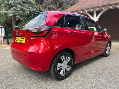 Honda Jazz I-MMD EX 18