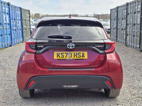Toyota Yaris 1.5 VVT-h Design Hatchback 5dr Petrol Hybrid E-CVT Euro 6 (s/s) (116 ps) 12