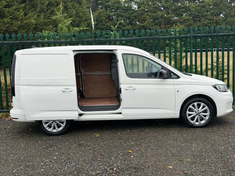 Volkswagen Caddy Maxi C20 TDI COMMERCE PRO 18