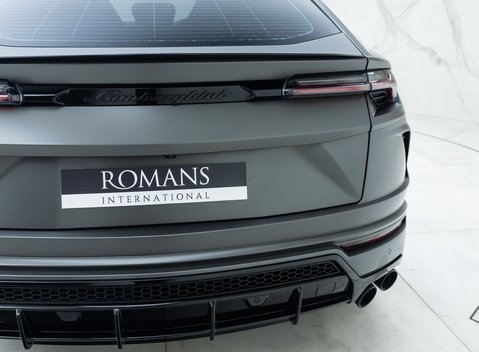 Lamborghini Urus 33