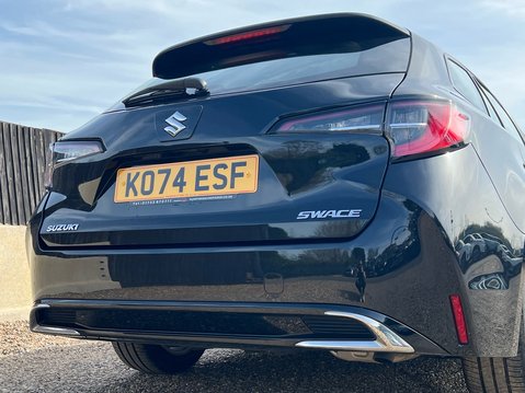 Suzuki Swace MOTION 18