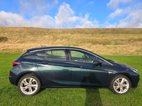 Vauxhall Astra 1.4i SRi Euro 6 5dr 12