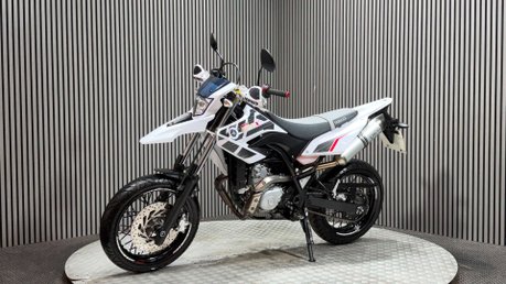 Yamaha WR125 2014 ONLY 11K 1 OWNER SUPERMOTO 125CC 15BHP ENDURO BIKE 5