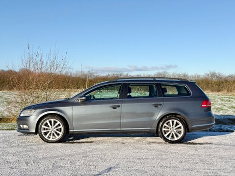 Volkswagen Passat 2.0 TDI BlueMotion Tech Executive Euro 5 (s/s) 5dr 11