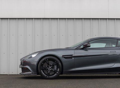 Aston Martin Vanquish S Ultimate 34
