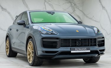 Porsche Cayenne Turbo GT 6