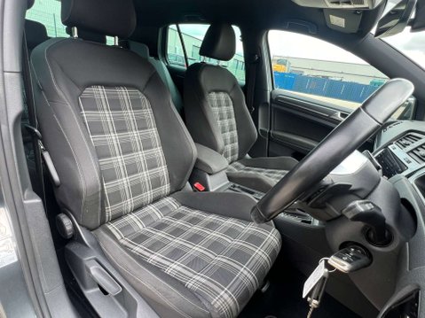 Volkswagen Golf 2.0 Golf GTD TDI Semi-Automatic 5dr - NATIONAL DELIVERY* 10