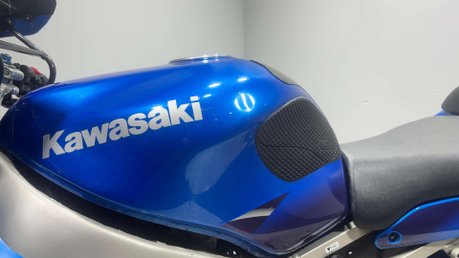 Kawasaki ZX ZX9R C1 1999 RUNNING PROJECT BIKE SPARES OR REPAIR 900CC 19