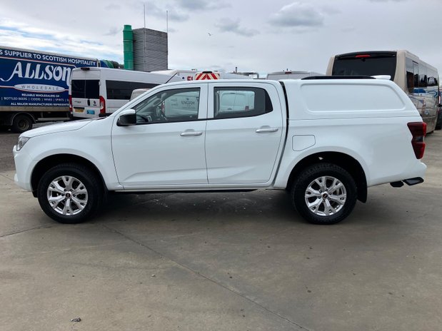 Isuzu D-Max Isuzu D-Max Diesel 1.9l DL20 D/Cab 4x4 Fitted with Canopy 6