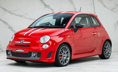 Abarth 695 Tributo Ferrari 1