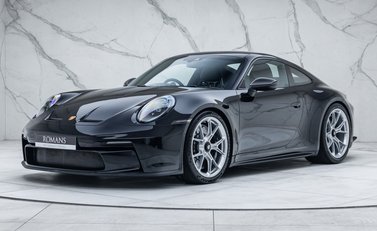Porsche 911 GT3 TOURING (992) 1