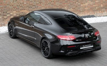 Mercedes-Benz C Class C63 Coupe 9