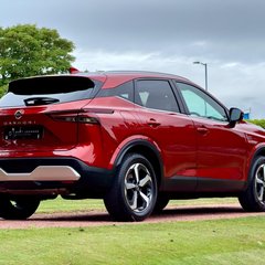 Nissan Qashqai DIG-T N-CONNECTA MHEV 1
