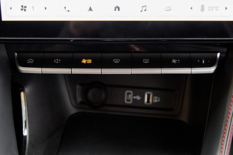 MG ZS SE 27