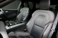 Volvo XC60 2.0 XC60 R-Design B5 MHEV AWD Auto 4WD 5dr 39