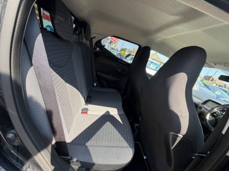 Toyota Aygo VVT-I X-PRESS 6