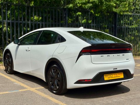 Toyota Prius 1.8 VVT-h Excel Hatchback 5dr Petrol Hybrid CVT Euro 6 (s/s) (122 ps) 7
