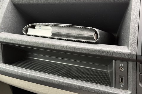 Volkswagen Transporter T30 TDI P/V HIGHLINE BMT DSG 6 SEAT KOMBI CONVERSION -NO VAT 34