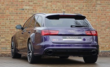 Audi RS6 Avant 9