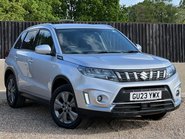 Suzuki Vitara SZ-T BOOSTERJET MHEV 1