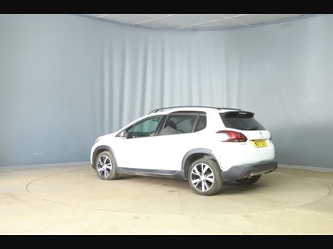Peugeot 2008 PURETECH S/S GT LINE 5