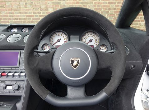 Lamborghini Gallardo LP 570-4 Performante Spyder 25