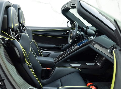 Porsche 918 Spyder 9