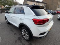 Volkswagen T-Roc DESIGN TSI 7