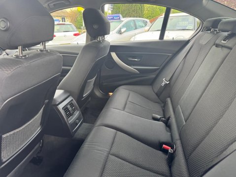 BMW 3 Series 2.0 320d ED EfficientDynamics Auto Euro 5 (s/s) 4dr 27