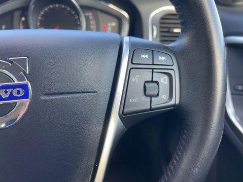 Volvo V60 2.0 D4 Lux Nav Auto Euro 6 (s/s) 5dr 51