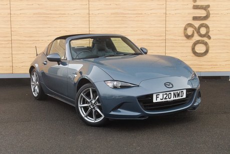 Mazda MX-5 SPORT TECH
