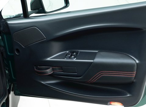 Aston Martin Vantage GT8 19