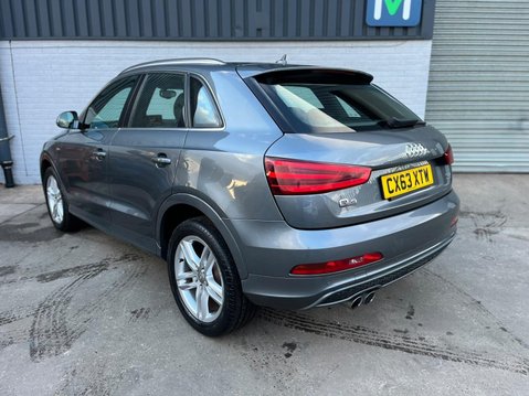 Audi Q3 2.0 TDI S line quattro Euro 5 (s/s) 5dr 4