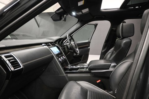 Land Rover Discovery 3.0 Discovery Luxury HSE TD6 Auto 4WD 5dr 24