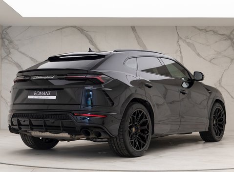 Lamborghini Urus 7