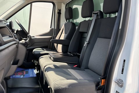 Ford Transit 350 Srw L4 130 ps Luton with Tail Lift 3