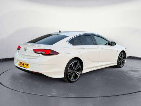 Vauxhall Insignia 2.0 Insignia SRi VX-Line Nav TD Auto 5dr 5