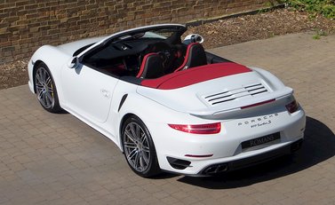 Porsche 911 (991) Turbo S Cabriolet 12