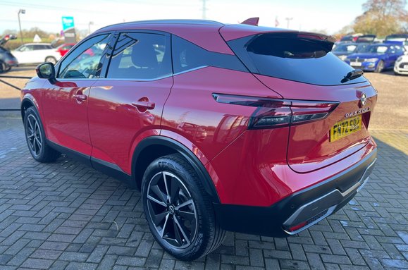 Nissan Qashqai DIG-T TEKNA DCT MHEV AUTO 9