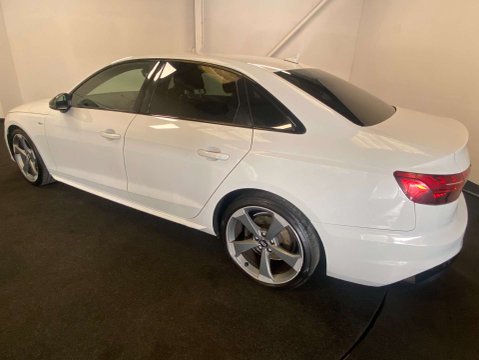 Audi A4 2.0 A4 Black Edition 35 TFSI 4dr 3