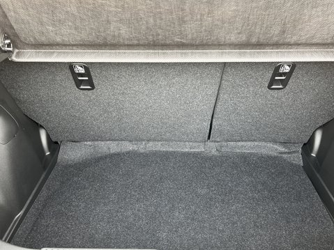 Suzuki Swift 1.2 Mild Hybrid Motion 5dr 33