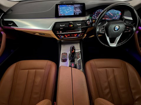 BMW 5 Series 520D SE TOURING 11