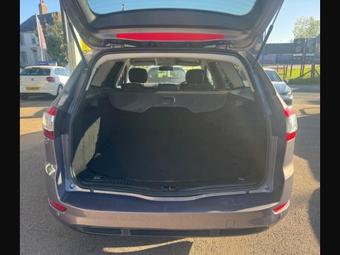 Ford Mondeo 2.0 TDCi Titanium Euro 5 5dr 26