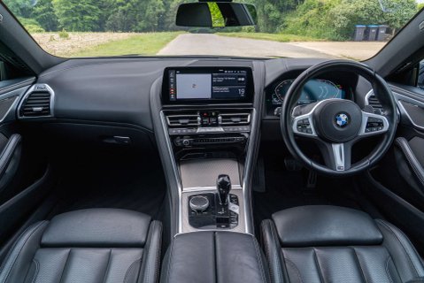 BMW 8 Series 840i M Sport 12
