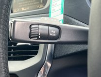 Volvo V40 2.0 D2 Lux Hatchback 5dr Diesel Auto Euro 6 (s/s) 25