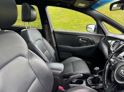 Kia Carens 1.7 Carens 4 CRDi ISG 5dr 6