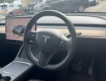 Tesla Model Y Model Y Long Range Awd 11