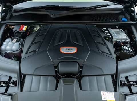 Porsche Cayenne Turbo GT 35