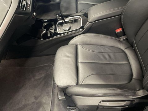 BMW 1 Series 2.0 120d M Sport (LCP) Hatchback 5dr Diesel Auto Euro 6 (s/s) (190 ps) 2 Ow 38