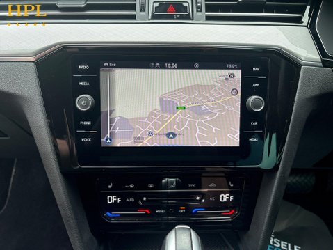 Volkswagen Passat 1.4 TSI 13kWh GTE Estate 5dr Petrol Plug-in Hybrid DSG Euro 6 (s/s) (218 ps 18